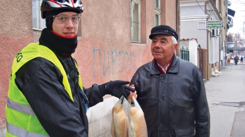 Aleksa Živković  spojio lepo i korisno