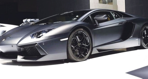 Lamborgini  Aventador LP 700-4 150.000 evra kupljen 2012. | Foto: 