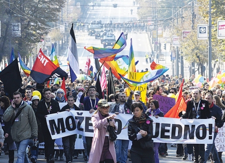 „Parada ponosa Beograd“ smatra da je muzičar diskriminisao i uvredio takmičarku transrodnog identiteta