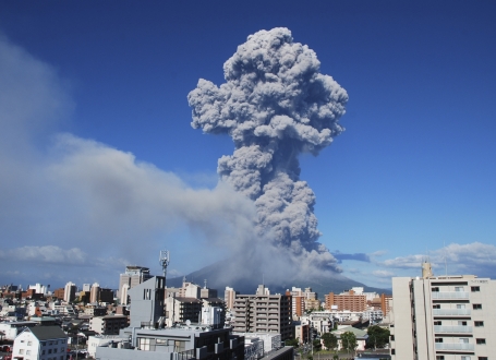 Aktivirao se vulkan na jugu Japana / Foto: Reuters