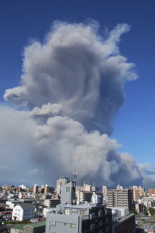 Aktivirao se vulkan na jugu Japana / Foto: Reuters