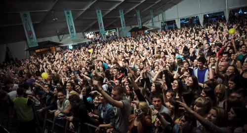 Zvezde Granda zagrejale atmosferu | Foto: 