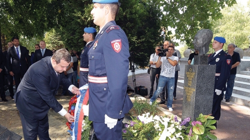 Dačić odao počast pokojnom šefu Udbe