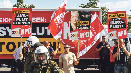 Detalj sa protesta neonacista u Nemačkoj