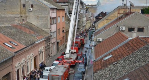 Požar u Novom Sadu | Foto: 